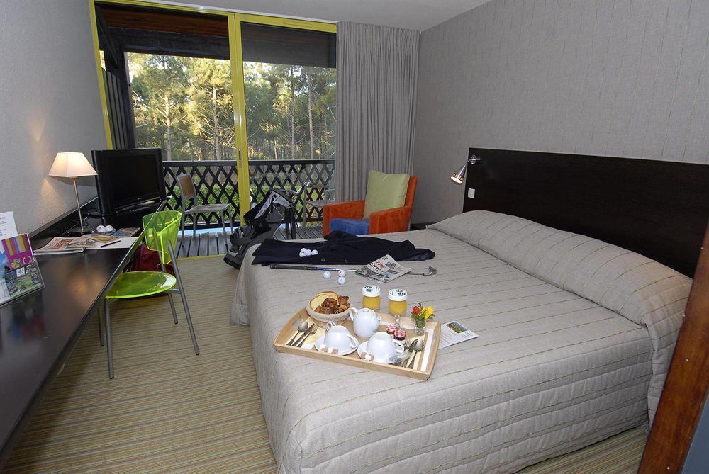 Boutique Hotel La Baignoire لاكانو الغرفة الصورة